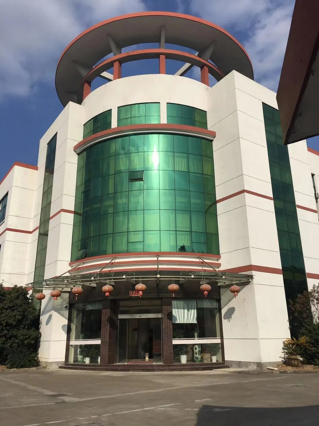 凌格风nianxiangyuan
助力塑料行业,实现节电静音生产