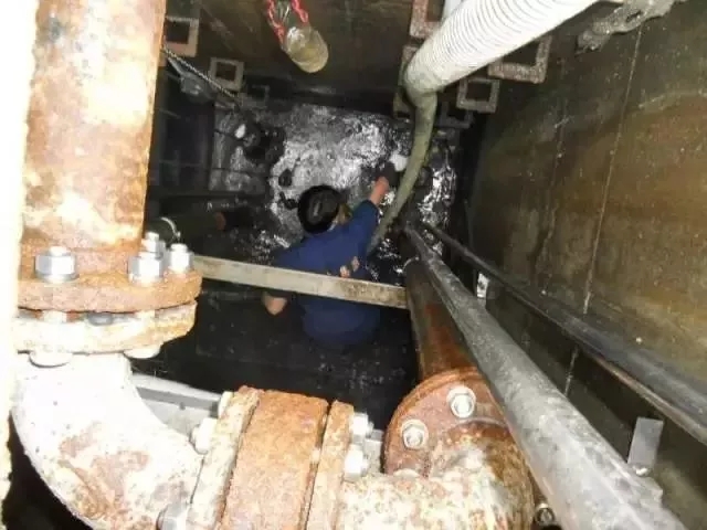 nianxiangyuan
行业快报:突发!又是检修作业!一企业发生管道爆裂,2名工人被冲落平台死亡