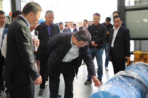 德曼空压机5G+新售后平台迎市长考察